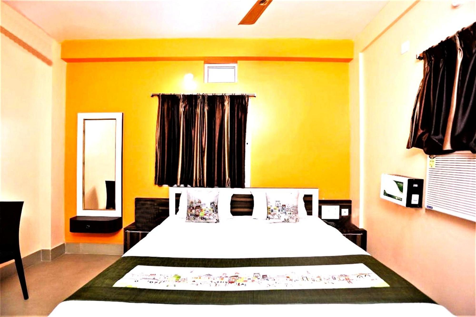 Goroomgo Krishna Residency Puri Near Sea Beach - Spacious Room With Excellent Service Awarded - Best Seller 外观 照片